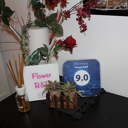 Flower Трані Екстер'єр фото