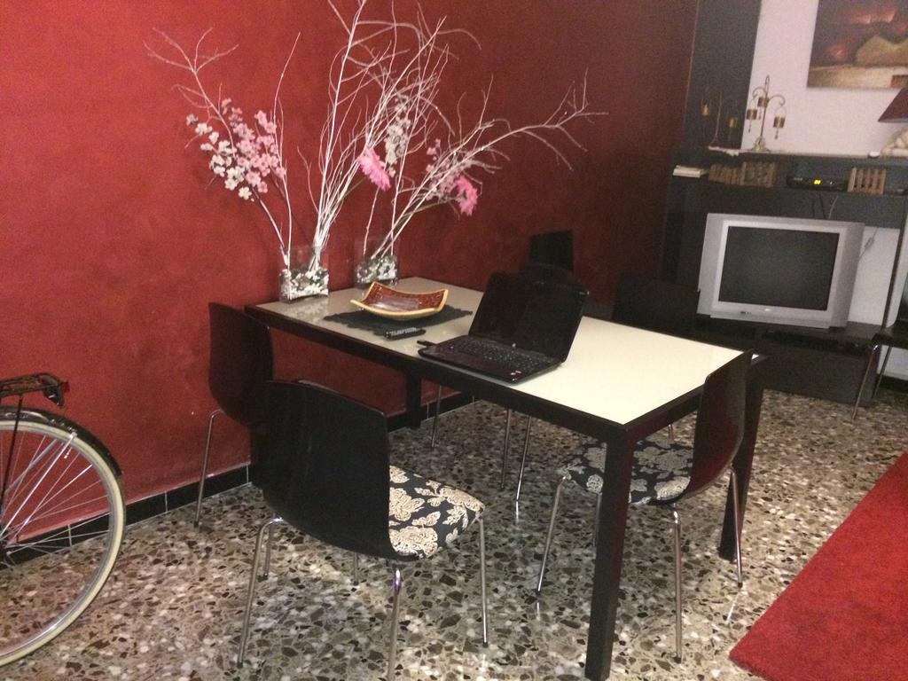 Flower Трані Екстер'єр фото